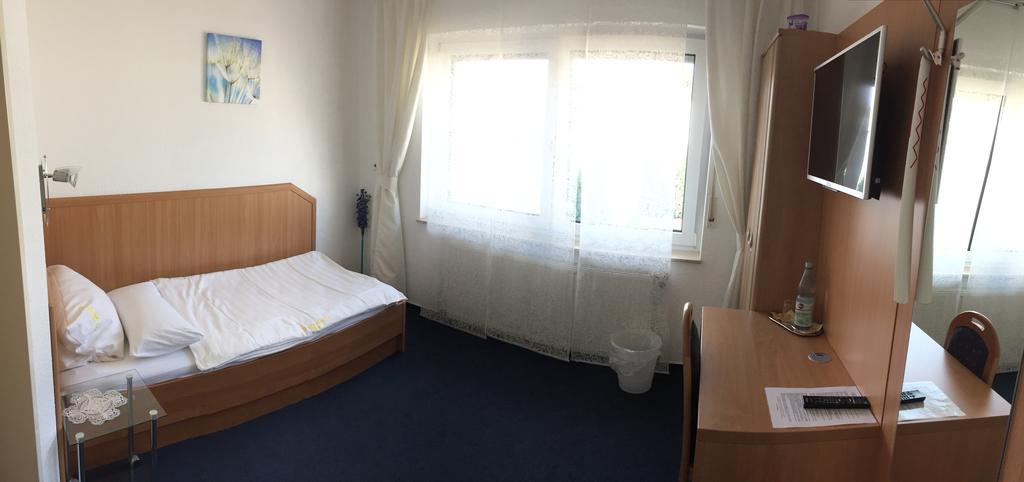 Hotel Garten Bonn Ruang foto