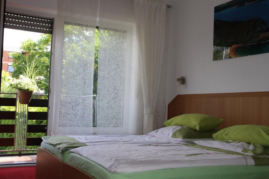 Hotel Garten Bonn Bagian luar foto